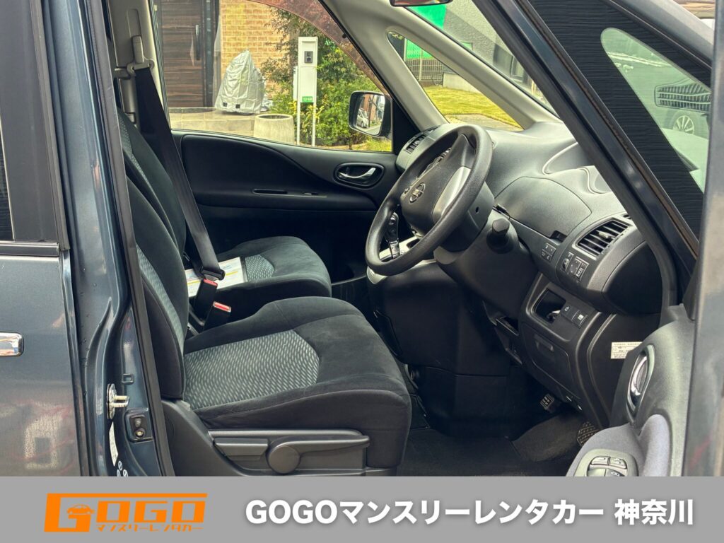 GOGOマンスリーレンタカー 神奈川のファミリーカー ニッサンセレナ 車内