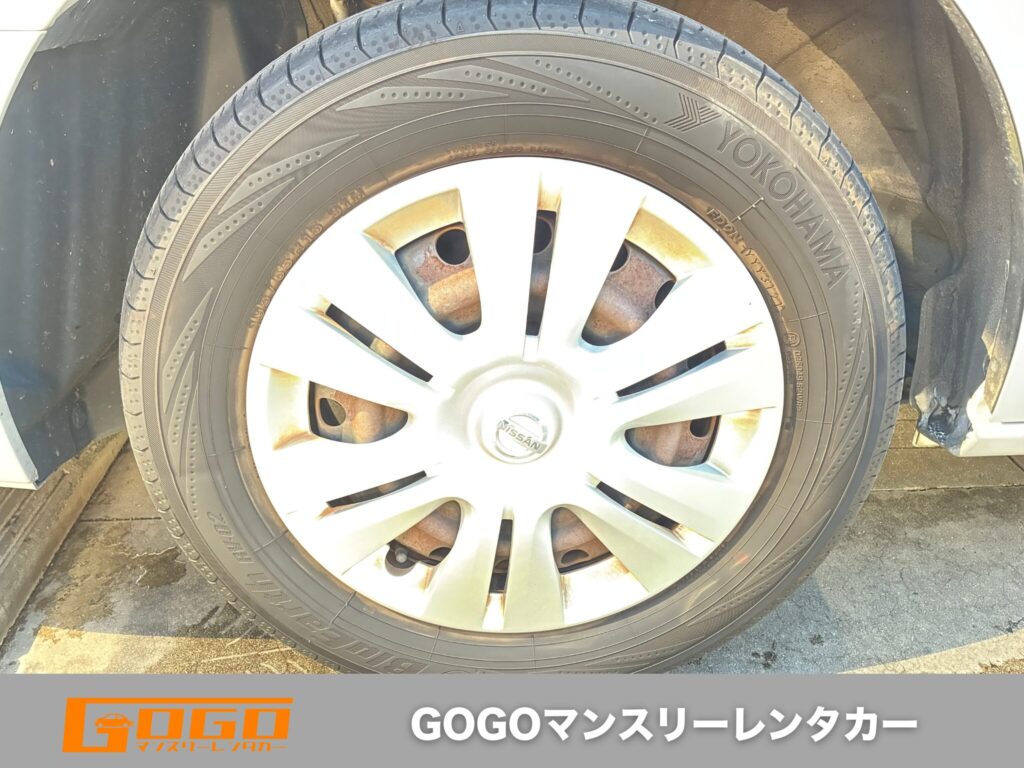 日産セレナ S-HYBRID タイヤ