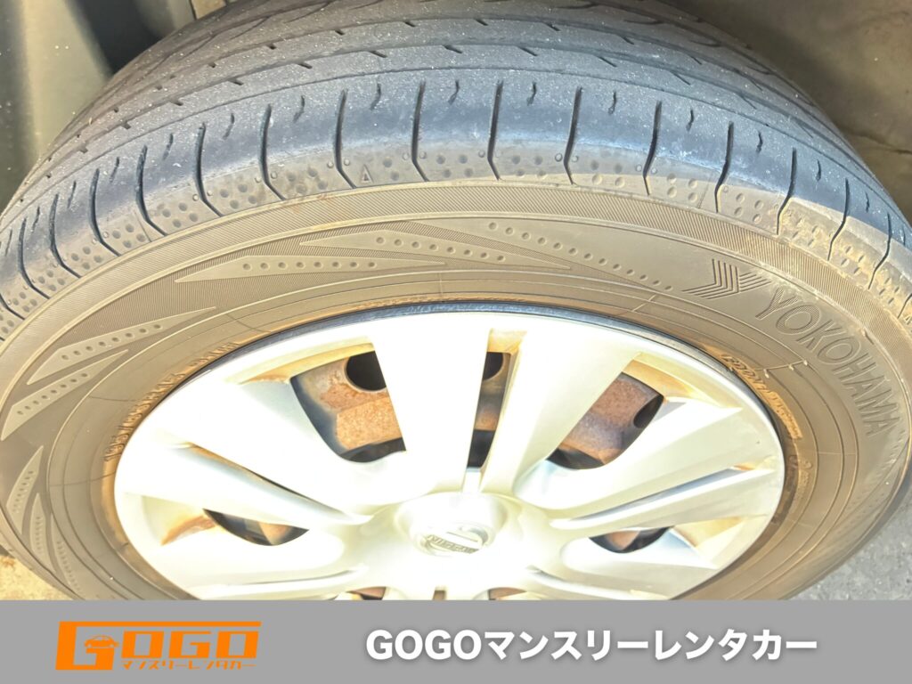 日産セレナ S-HYBRID タイヤの溝