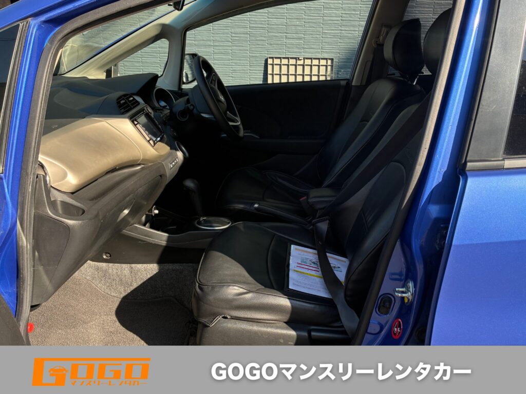 ホンダフィット運転席