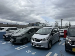 2026年3月6日 成田空港第2ターミナルで一時帰国のお客様へホンダ フリードを宅配納車