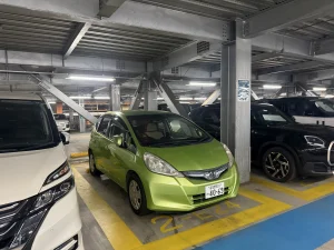 2026年4月5日 成田空港で一時帰国のお客様へフィットHVを宅配納車