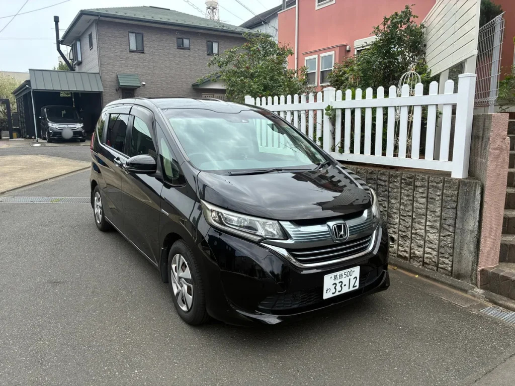 2026年4月13日 東京都町田市南大谷で故障代車のお客様へホンダ フリードHVを宅配納車