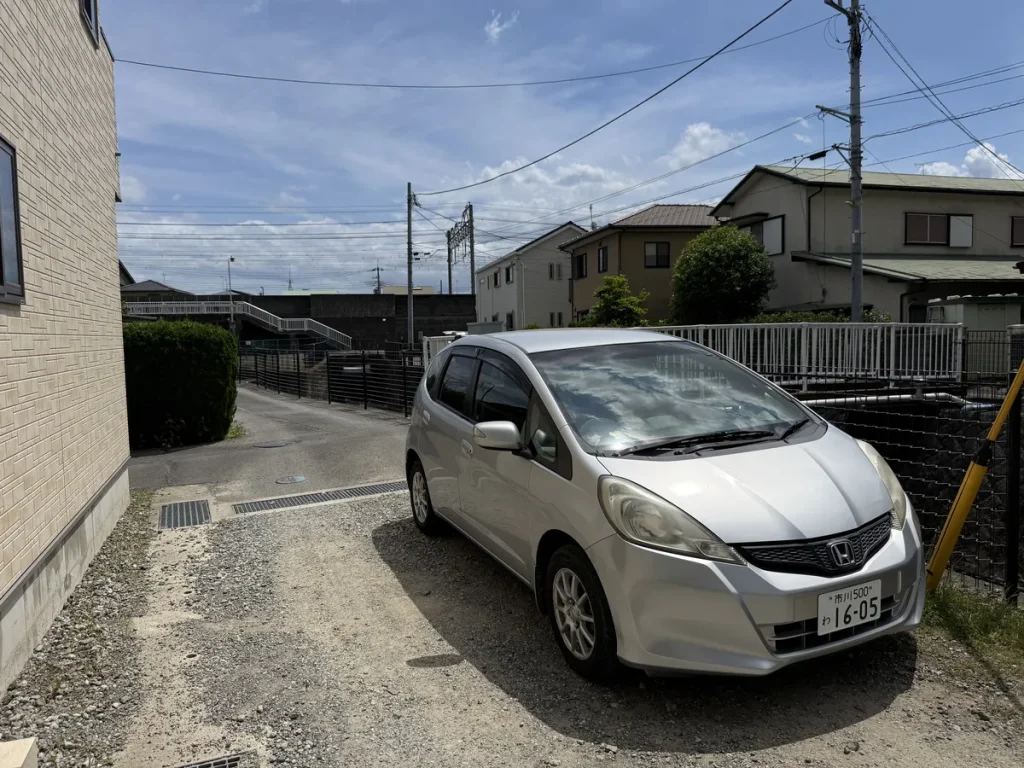 2026年5月11日 神奈川県小田原市酒匂で納車待ちのお客様へフィットを宅配納車