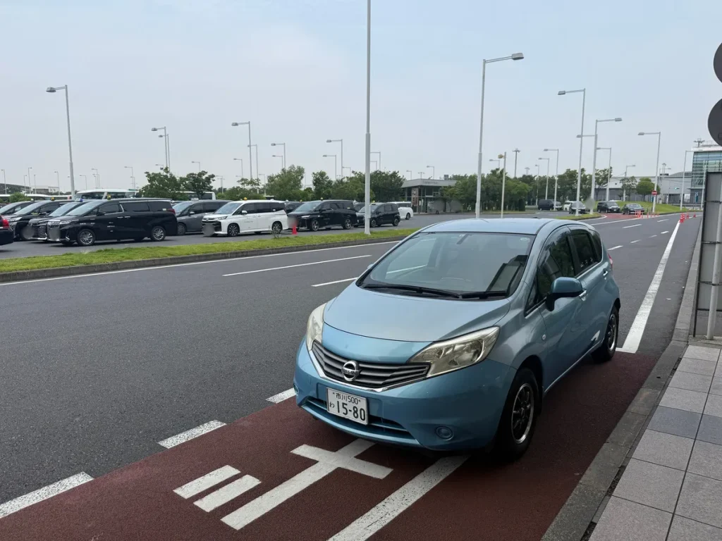 2026年7月16日 羽田空港で一時帰国のお客様へノートを宅配納車